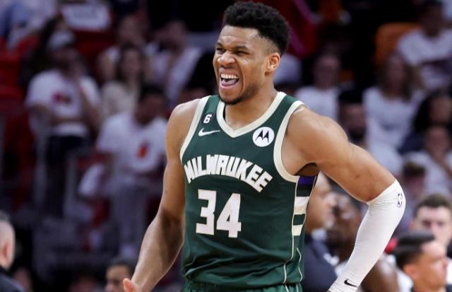 开云数字工具-字母哥拒绝利拉德式忠诚 未做好提前续约的准备