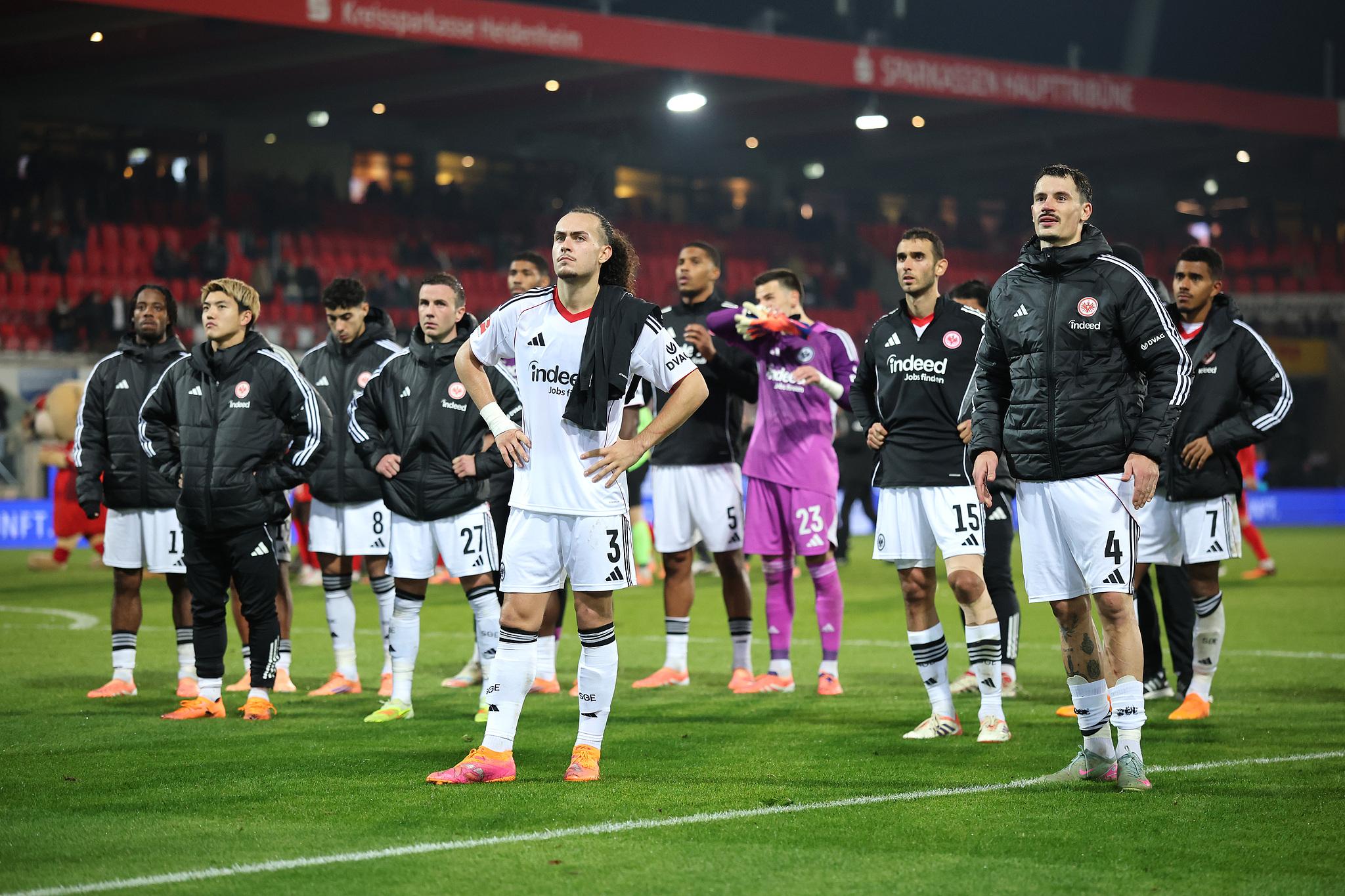 开云官方平台-克勒舍因解雇托普穆勒需为法兰克福欧冠出局负责？