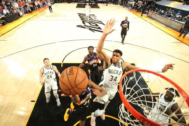 开云数字工具-火线归来送惊天大帽 雄鹿还需要字母哥做的更多